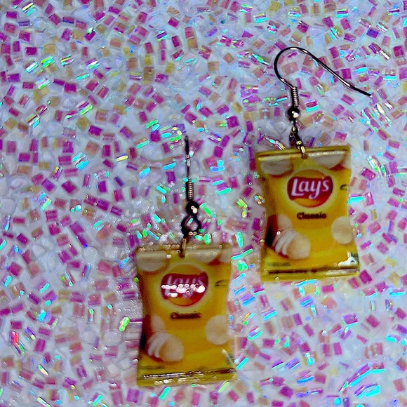 Potato Chip Dangle Earrings - Picture 4 of 17